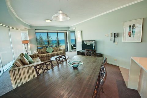 Reflections Tower Two - Accommodation Daintree 20