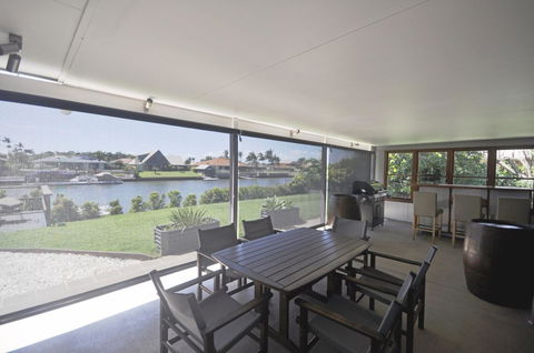 Bribie Island Canal Holiday Destination! - Accommodation Daintree 7
