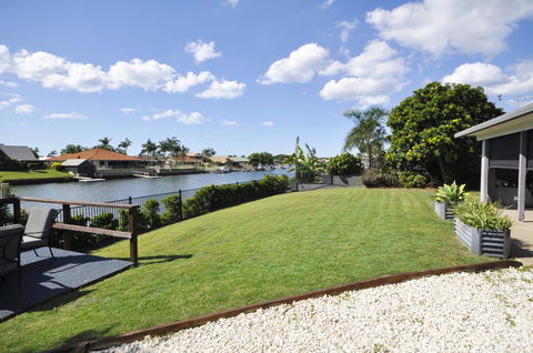 Bribie Island Canal Holiday Destination! - Accommodation Daintree 13