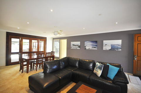 Bribie Island Canal Holiday Destination! - Accommodation Daintree 11