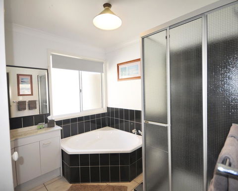 Bribie Island Canal Holiday Destination! - Accommodation Daintree 17