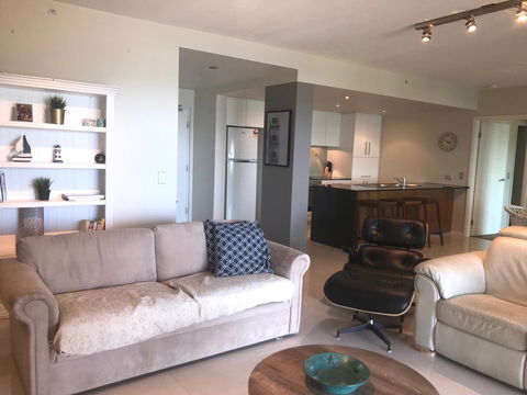 Proximity Waterfront Apartments - Accommodation Daintree 5