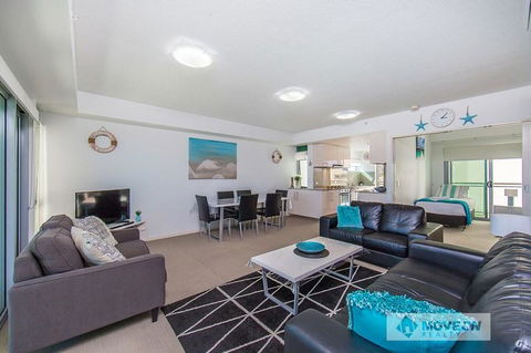 Proximity Waterfront Apartments - Accommodation Daintree 26