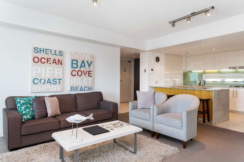 Proximity Waterfront Apartments - Accommodation Daintree 32