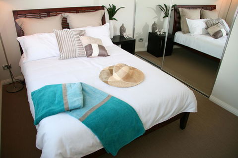 Proximity Waterfront Apartments - Accommodation Daintree 33