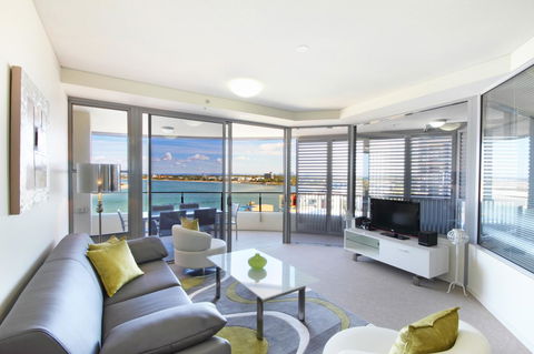 Monaco Caloundra - Accommodation Daintree 26