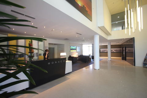 Monaco Caloundra - Accommodation Daintree 4