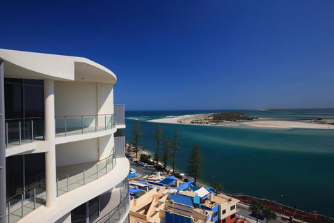 Monaco Caloundra - Accommodation Daintree 18