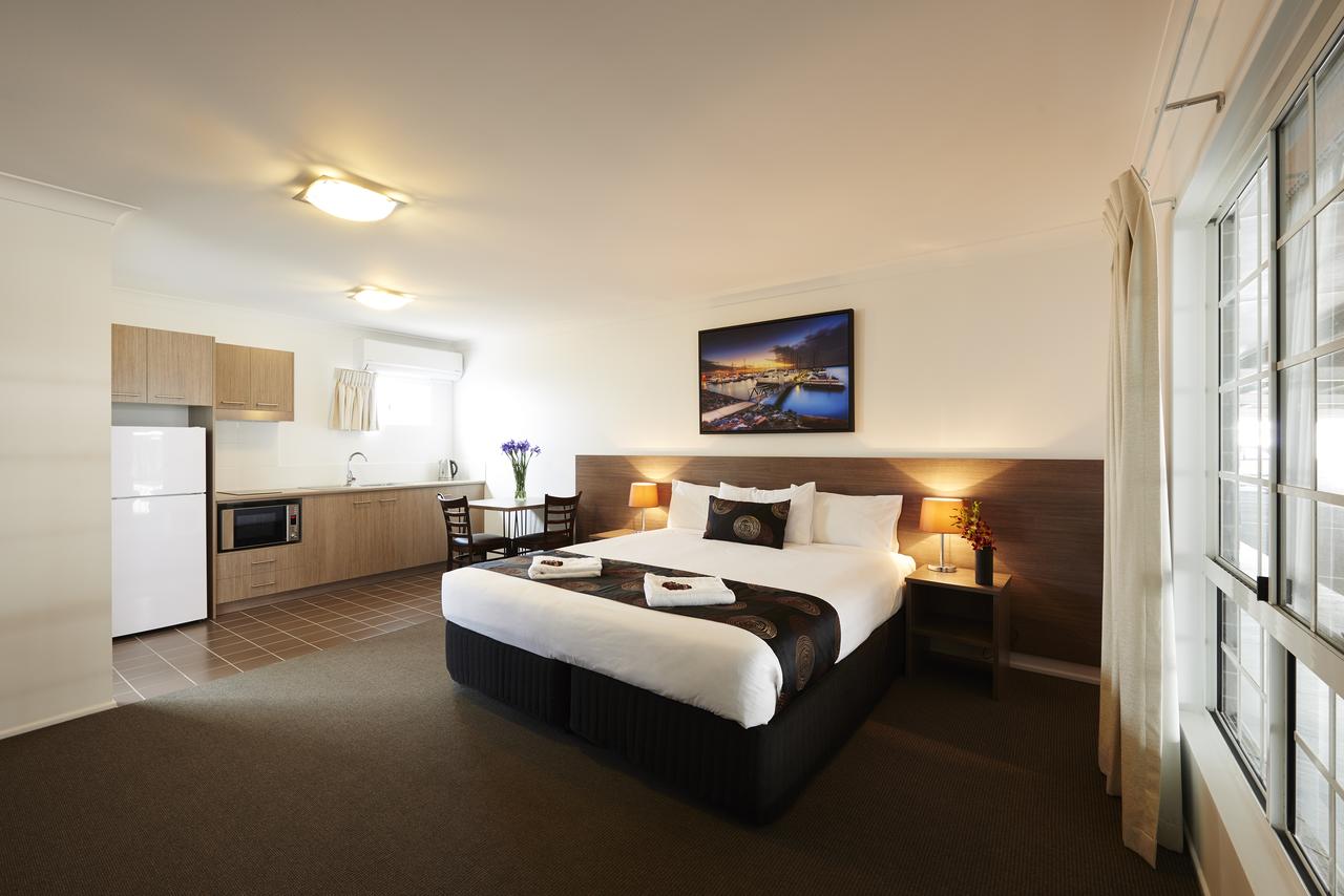 Bundaberg West QLD Accommodation Daintree