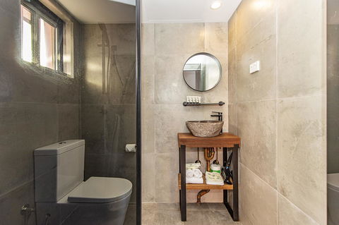 The Pink Hotel Coolangatta - Accommodation Daintree 31