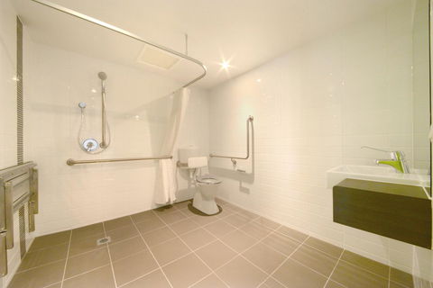 Mackay Oceanside Central Hotel Official - Accommodation Daintree 27
