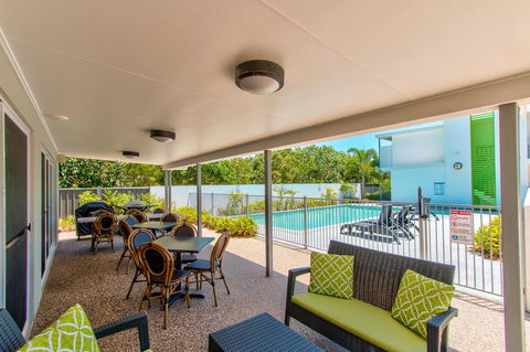 Mackay Oceanside Central Hotel Official - Accommodation Daintree 17