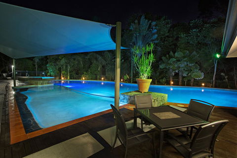 Oasis At Palm Cove - Accommodation Daintree 5