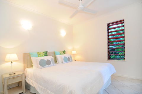 Oasis At Palm Cove - Accommodation Daintree 7