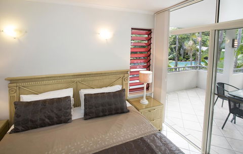 Oasis At Palm Cove - Accommodation Daintree 6