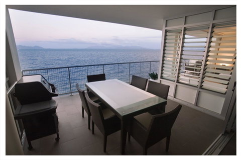 1 Bright Point Apartment 5201 - Accommodation Daintree 5