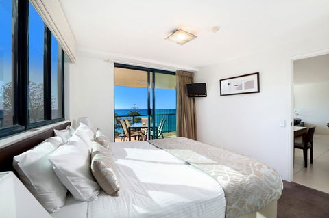 Peninsular Beachfront Resort - Accommodation Daintree 23