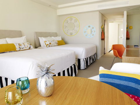 QT Gold Coast - Accommodation Daintree 9