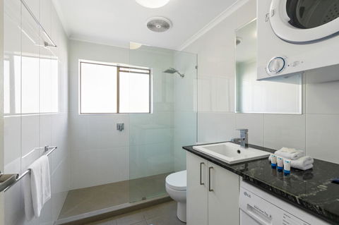 Noosa Place Resort - Accommodation Daintree 5