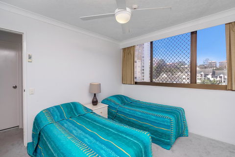 Columbia Beachfront Apartments On Rainbow Bay - Accommodation Daintree 10