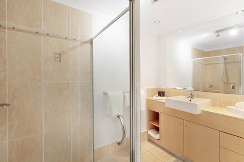 Mantra Aqueous On Port - Accommodation Daintree 19