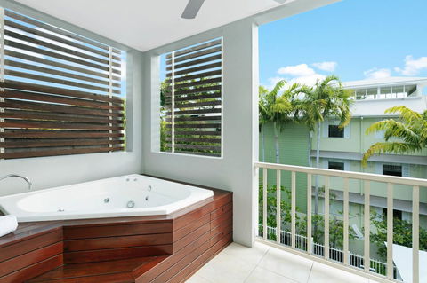 Mantra Aqueous On Port - Accommodation Daintree 22