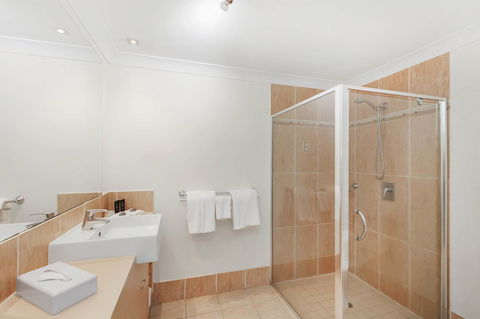 Mantra Aqueous On Port - Accommodation Daintree 14