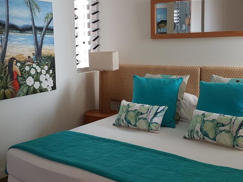 Penthouse On Bright Point - Accommodation Daintree 8