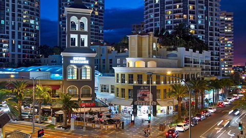 The Towers Of Chevron Renaissance - Holidays Gold Coast - Accommodation Daintree 14