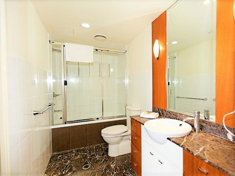 The Towers Of Chevron Renaissance - Holidays Gold Coast - Accommodation Daintree 35