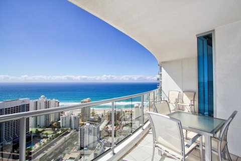 The Towers Of Chevron Renaissance - Holidays Gold Coast - Accommodation Daintree 10