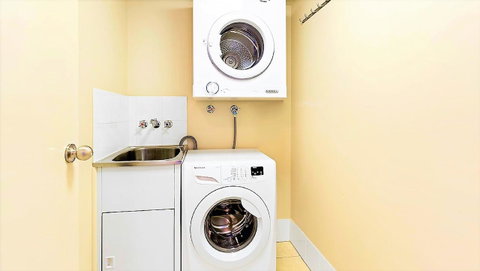 The Towers Of Chevron Renaissance - Holidays Gold Coast - Accommodation Daintree 34