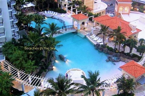 The Towers Of Chevron Renaissance - Holidays Gold Coast - Accommodation Daintree 2