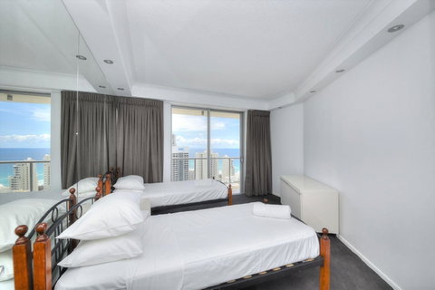 The Towers Of Chevron Renaissance - Holidays Gold Coast - Accommodation Daintree 39