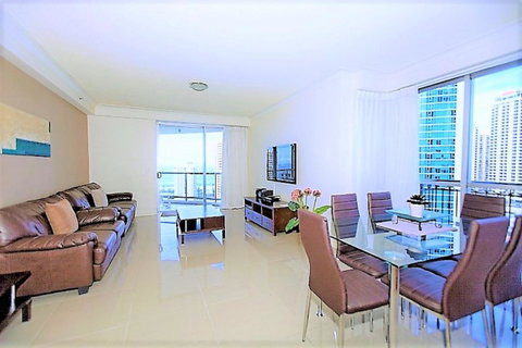 The Towers Of Chevron Renaissance - Holidays Gold Coast - Accommodation Daintree 30