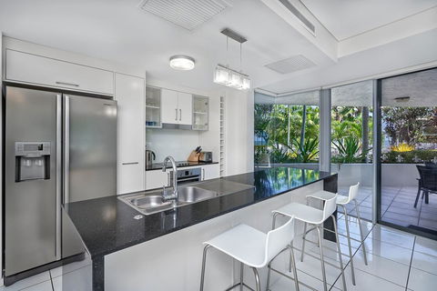 Vision Apartments - Accommodation Daintree 5