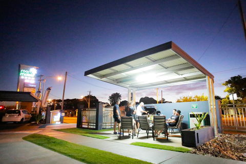 Room Motels Kingaroy - Accommodation Daintree 8
