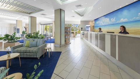 Oaks Hervey Bay Resort And Spa - Accommodation Daintree 9