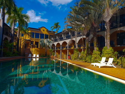 Palm Royale Cairns - Accommodation Daintree 5