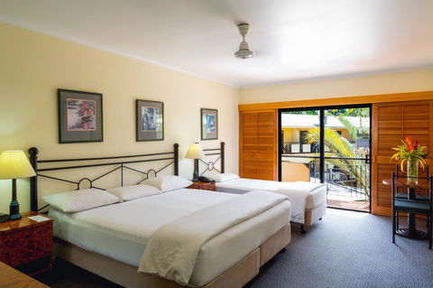 Palm Royale Cairns - Accommodation Daintree 21