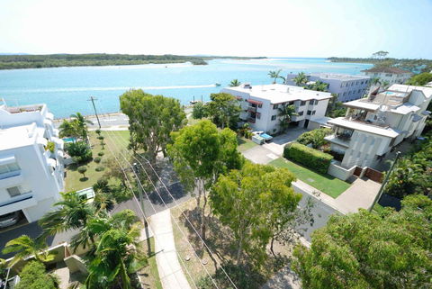 Bermuda Villas - Accommodation Daintree 15