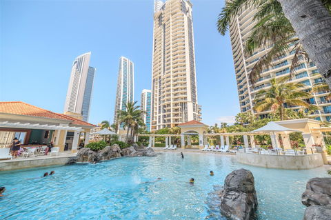 Towers Of Chevron - Private Apartment - Accommodation Daintree 0
