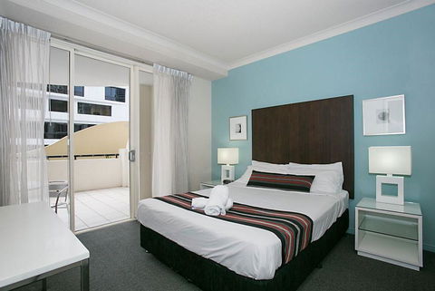 Towers Of Chevron - Private Apartment - Accommodation Daintree 1