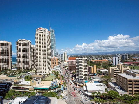Gold Coast Private Apartments - H Residences, Surfers Paradise - Accommodation Daintree 38
