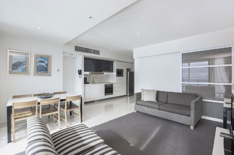 Gold Coast Private Apartments - H Residences, Surfers Paradise - Accommodation Daintree 20