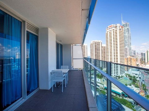 Gold Coast Private Apartments - H Residences, Surfers Paradise - Accommodation Daintree 39