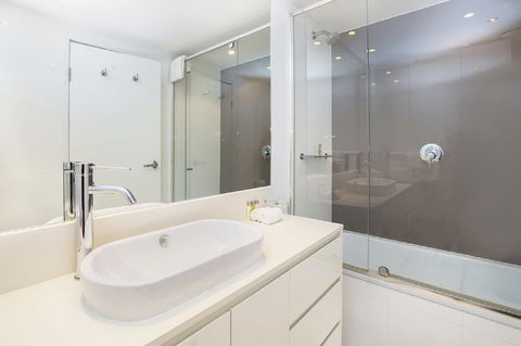 Gold Coast Private Apartments - H Residences, Surfers Paradise - Accommodation Daintree 31