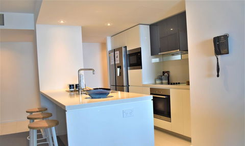 Gold Coast Private Apartments - H Residences, Surfers Paradise - Accommodation Daintree 10