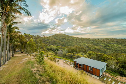 The Summit 1770 - Accommodation Daintree 2