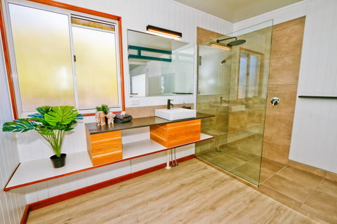 The Summit 1770 - Accommodation Daintree 0